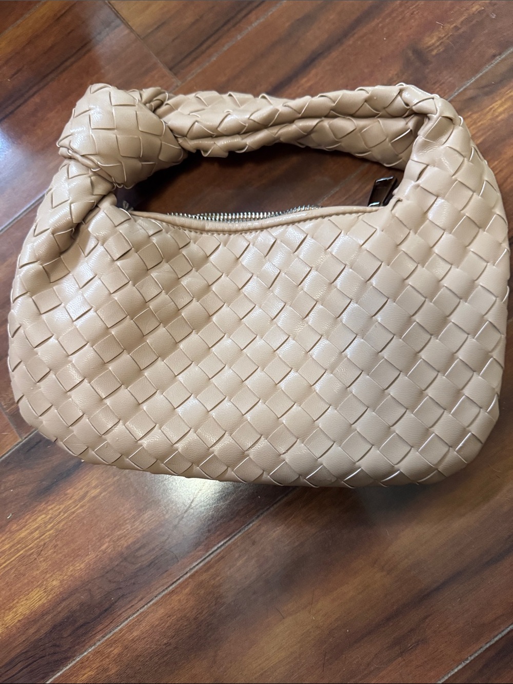 Bottega  Veneta copy Woven Knot-Handle Shoulder Bag in Beige